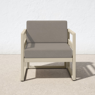 Lane Outdoor Lounge Chair