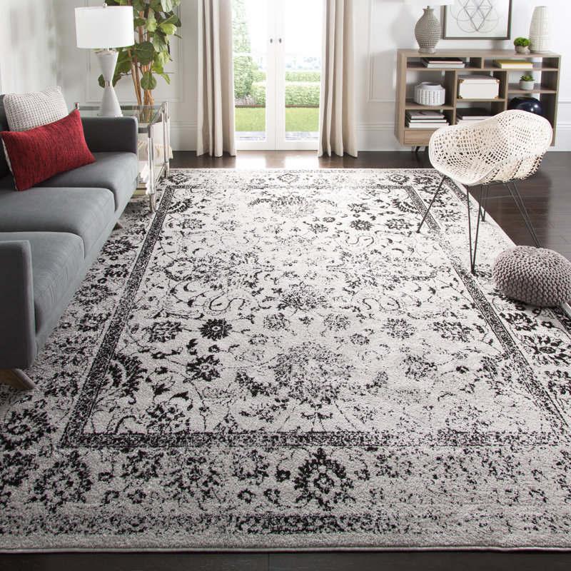 Stromsburg Floral Area Rug, Rectangle 235 x 305cm