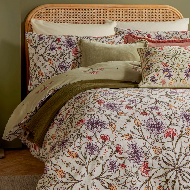 Tilda Cotton Blend Floral Duvet Cover Set with Pillowcases, Super King Duvet Cover + 2 Standard Pillowcases