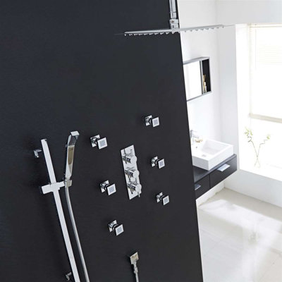 Pomme de douche à effet pluie Edimbourg, conception moderne luxueuse pour une expérience de douche ultime