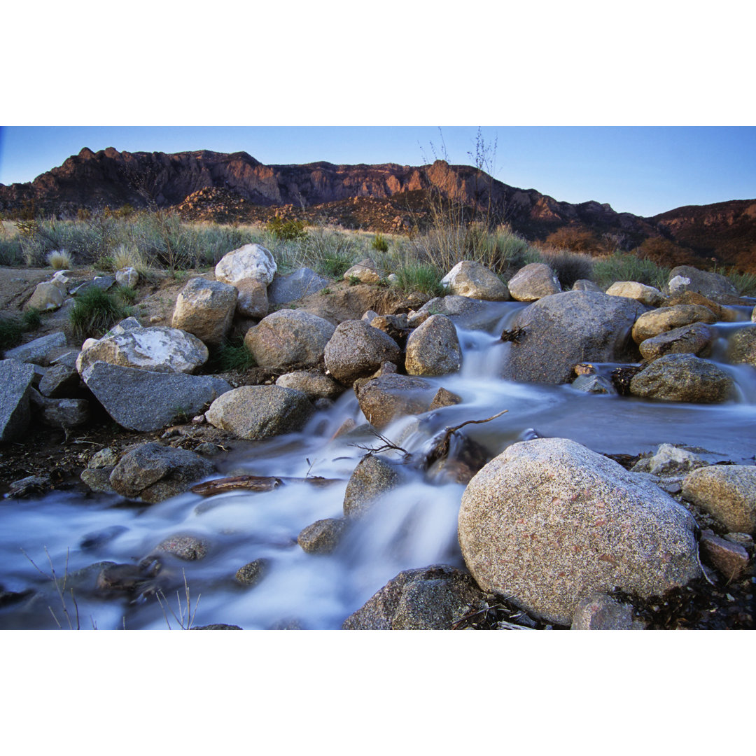 Landschaft Sonnenuntergang Berg Fluss von Amygdala_imagery - Drucken