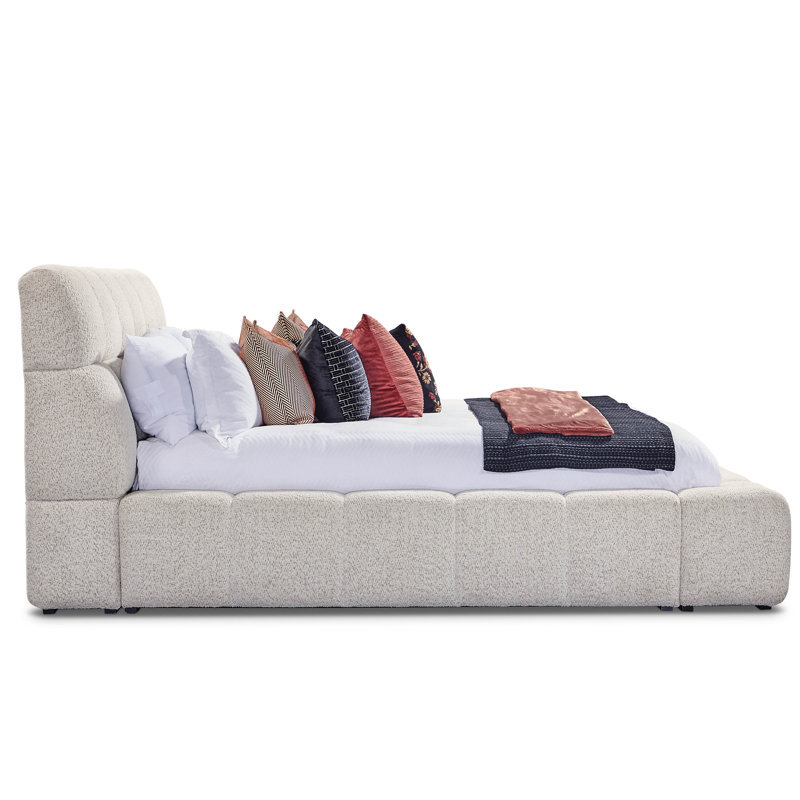 Pula Tufted Upholstered Platform Bed, King