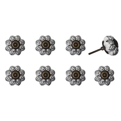 Ensemble de huit boutons de tiroir en céramique et métal noir et blanc