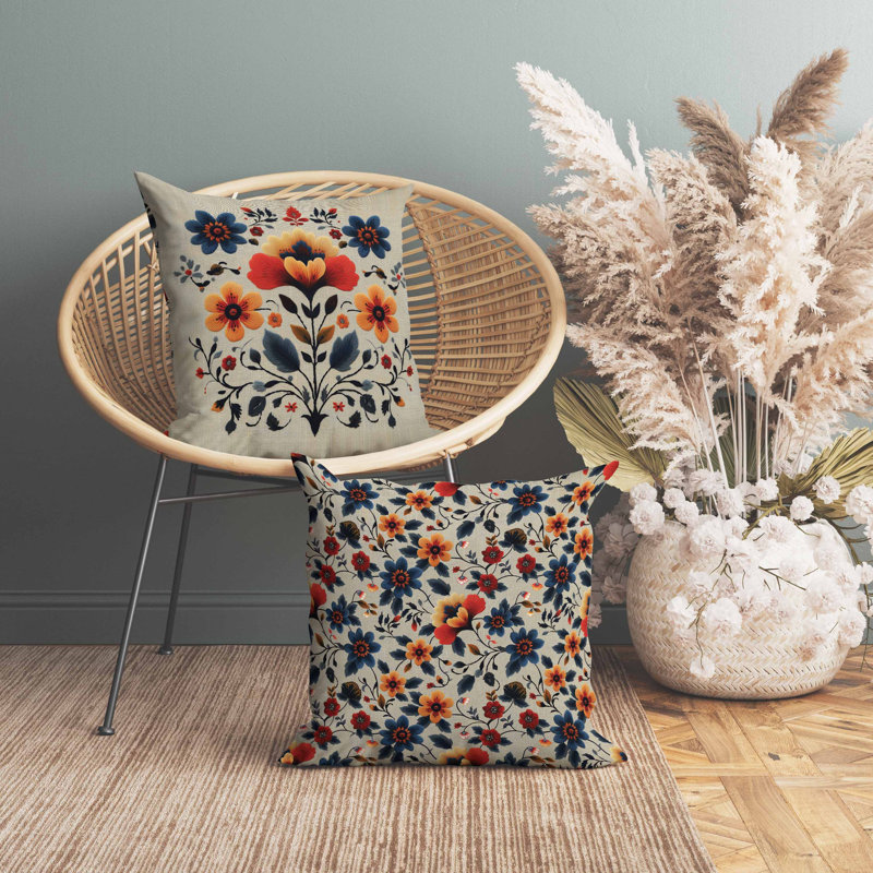 Oreiller en faux suède Rajasthan Bloom, Carré 16 po, Bleu / beige / orange