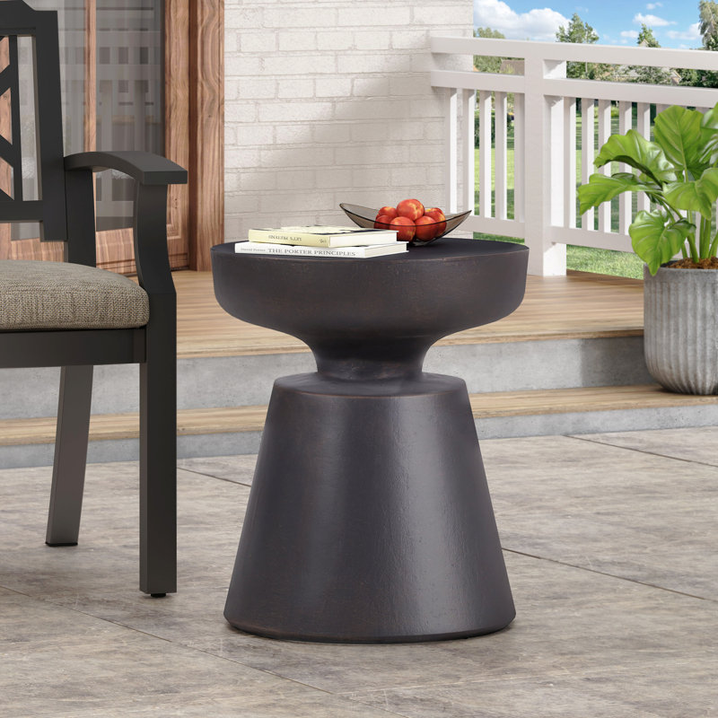 Table d'appoint d'extérieur en béton léger