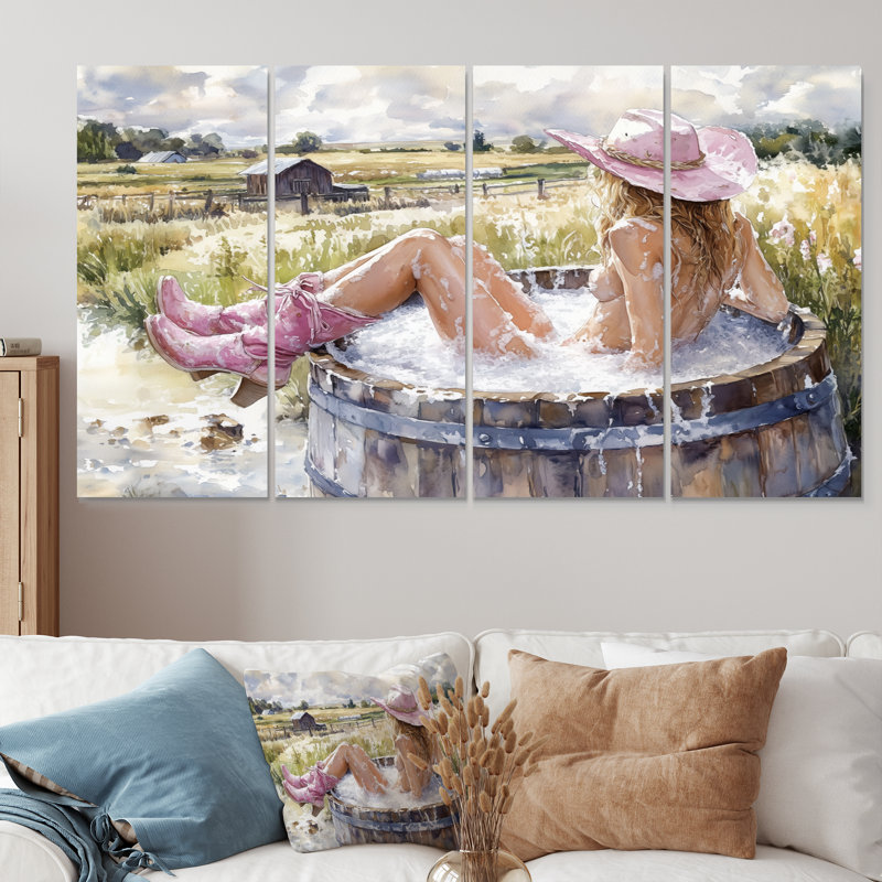 Cowgirl qui prend un bain dans un baril de ferme VII - ensemble d'art mural Cowgirls, 28" H x 48" W