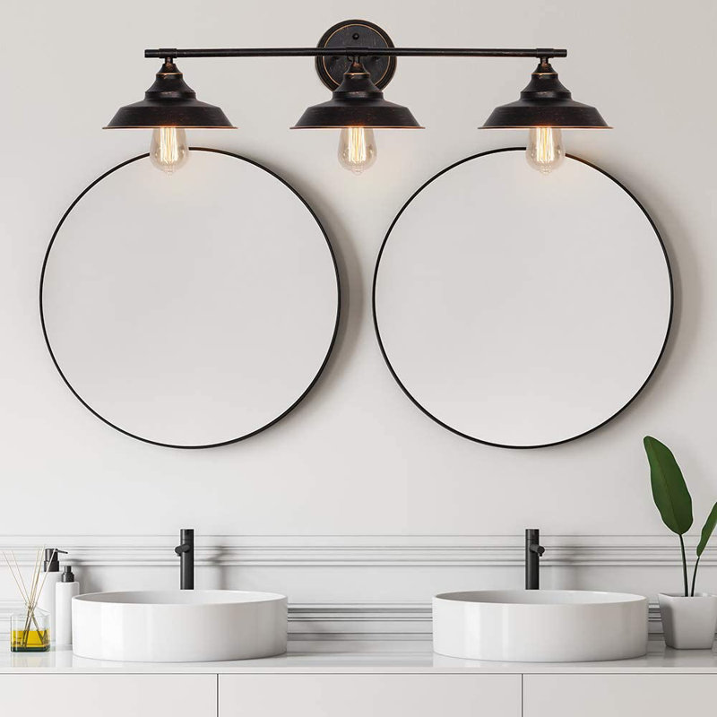 Éclairage pour meuble-lavabo à 3 lumières Loughlam
