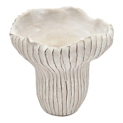 9.3X9x8.7 Inches Sand And Cement Coral Planter With Beige Finish, Vertical Ridged Design, Ideal For Herbs In Home Rooms Decorative Planter, Textured Appearance, Style Succulents Display Interior