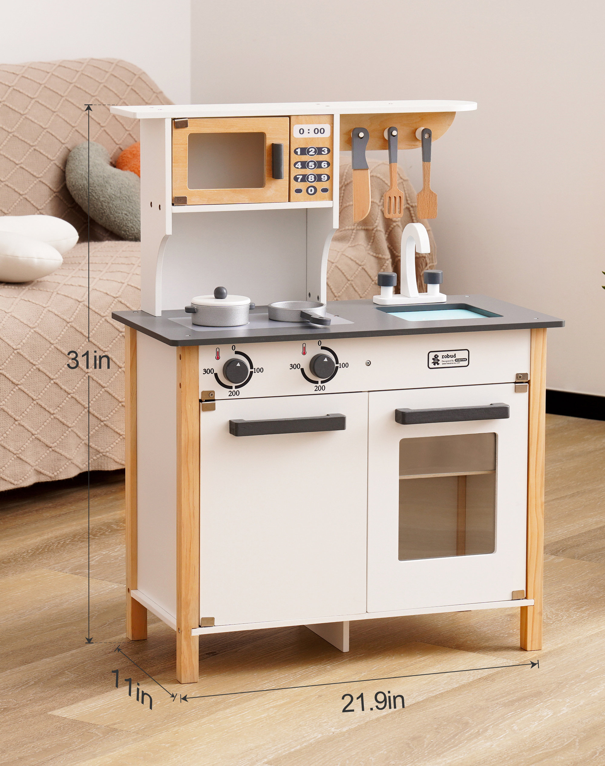 https://assets.wfcdn.com/im/33221430/compr-r85/2223/222353698/classic-european-style-white-toy-kitchen-set.jpg