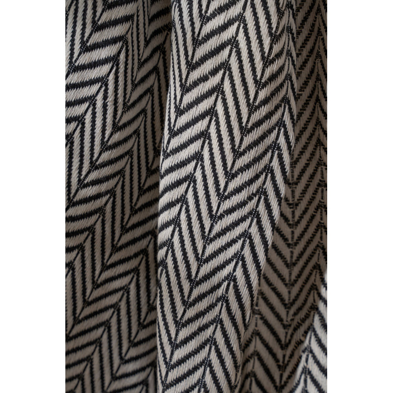 Luxueuse serviette de plage 100% coton Fouta, 39,4 po x 70,9 po | Doux et léger, 7,9 oz / pied carré | Idéal pour la plage, la piscine et le spa | Séchage rapide, entretien facile - lavage délicat à 104 ° F, séchage par culbutage à basse température