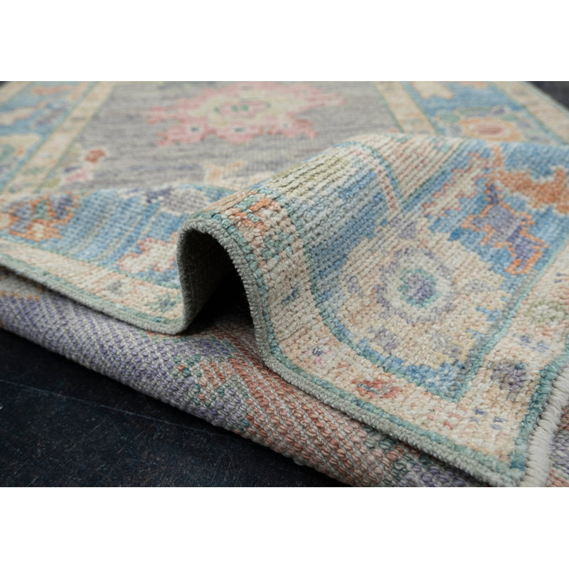 Zaveon Hand Knotted Wool Area Rug in Gray
