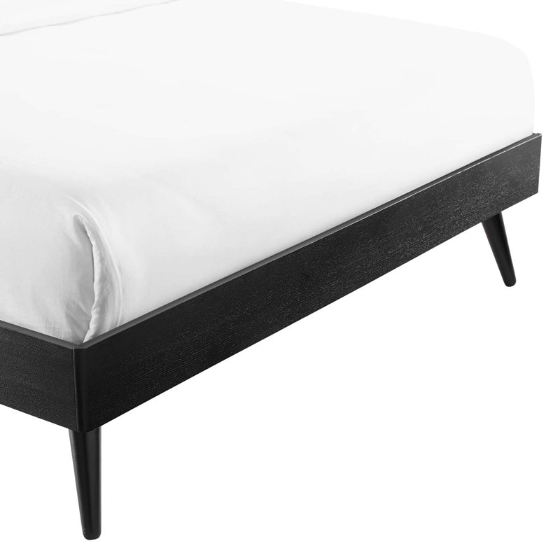 Base de lit plateforme en bois Margo, Noir, Reine