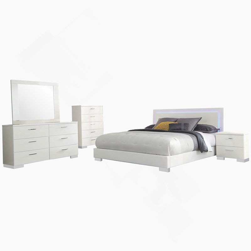 Ensemble de chambre avec très grand lit 5 pièces blanc très brillant