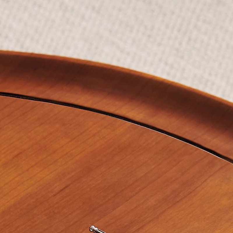 Table basse rétro au design créatif