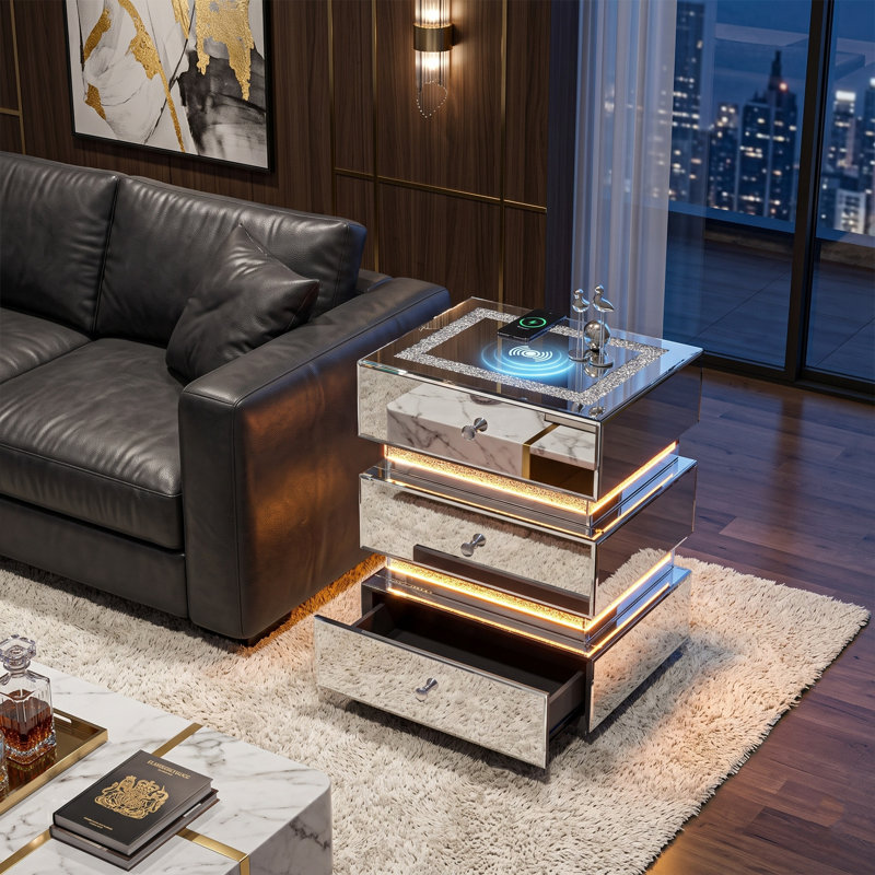 Ensemble de 2 tables de chevet modernes avec miroir, station de recharge sans fil, éclairage DEL, 3 tiroirs de rangement et plateau décoratif effet diamant. Idéales pour le salon, la chambre à coucher et le bureau. Couleur argent.