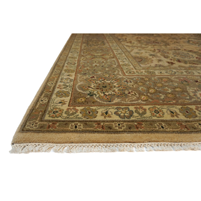 Passions Hand Knotted Wool Area Rug in Ivory/Coral