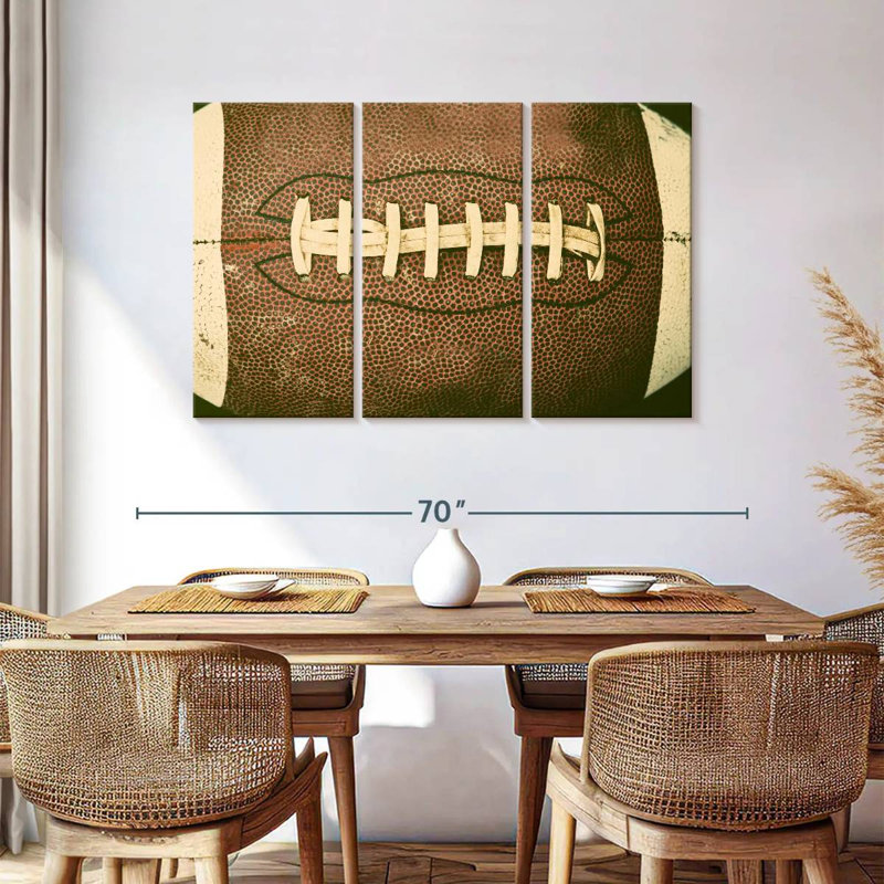 Vieux football sur toile, ensemble de 3 pièces, H 36 po x l 57 po x P 1,25 po