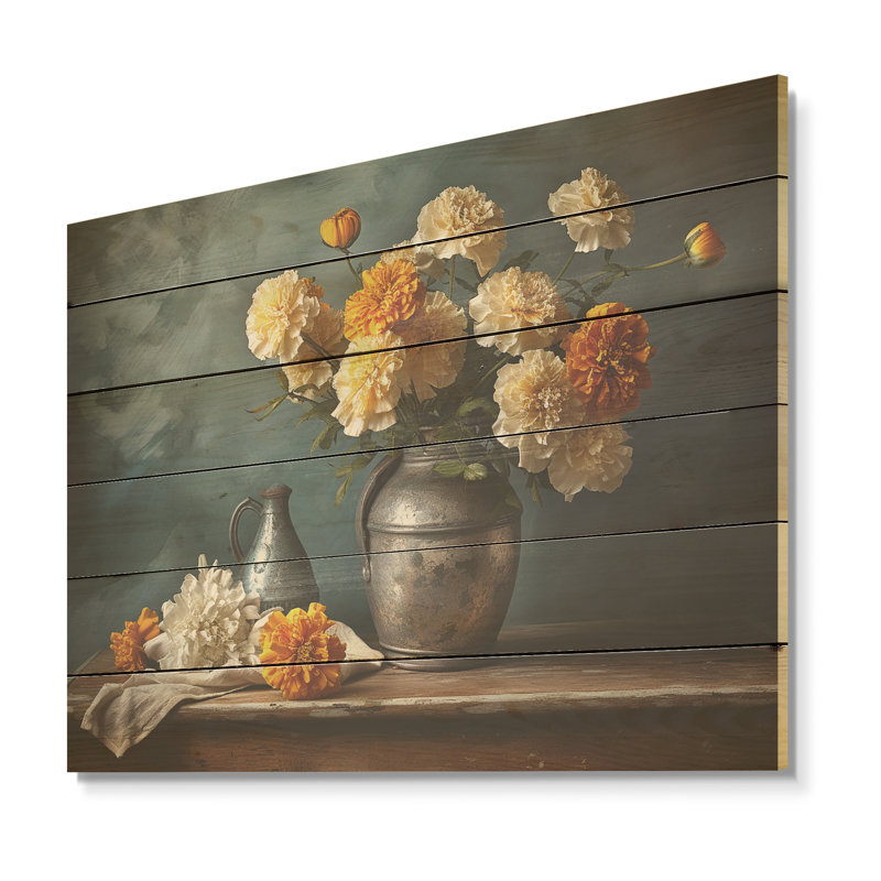 Marigold Elegance Still Life I - Art mural en bois de souci sur bois de pin naturel, H 10 po x l 20 po