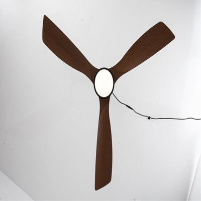 Ventilateur de plafond 42 po à pales en ABS avec télécommande à DEL, moteur à courant continu silencieux à 6 vitesses, ventilateur de plafond réversible à hauteur réglable (3 pièces), pour une utilisation extérieure.
