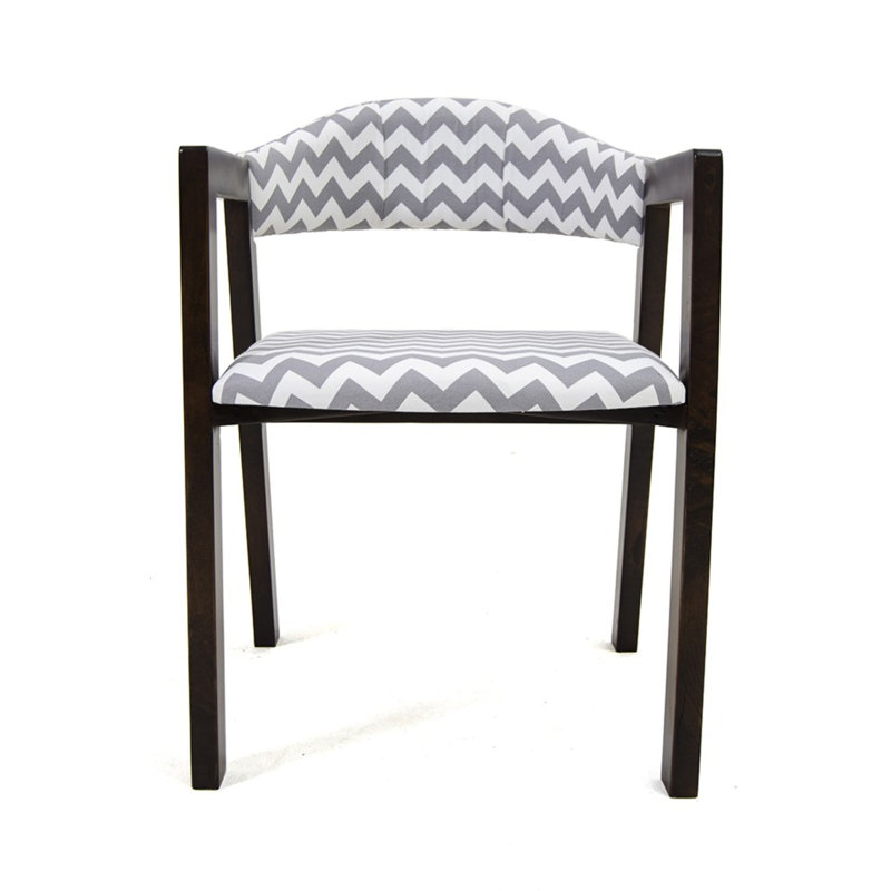 Chaise avec accoudoirs