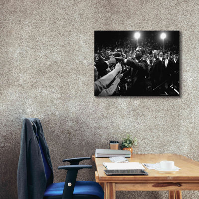 «Barack Obama at Campaign Rally» par Brooks Kraft, art mural sur toile