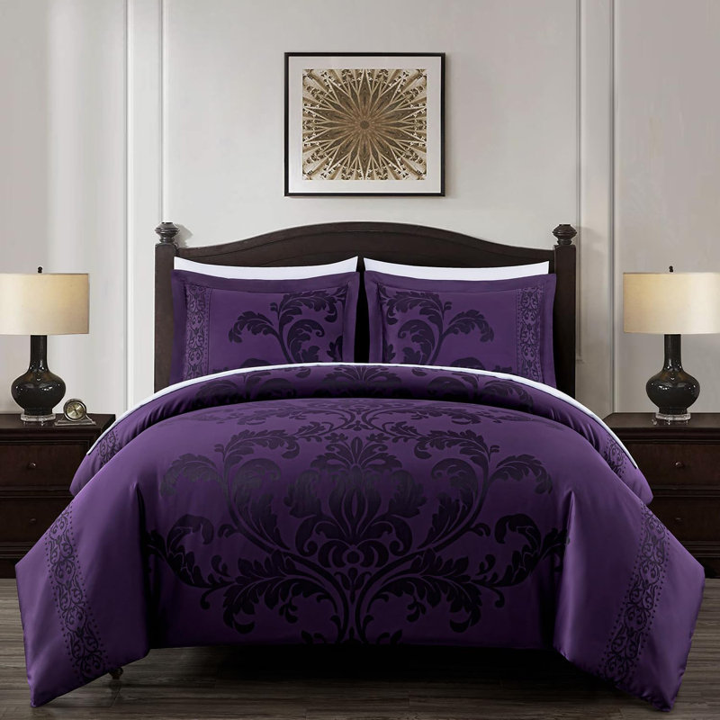 Valor 7-Piece Bed in a Bag Jacquard Floral Comforter Set with Sheets, Purple/Dark Purple