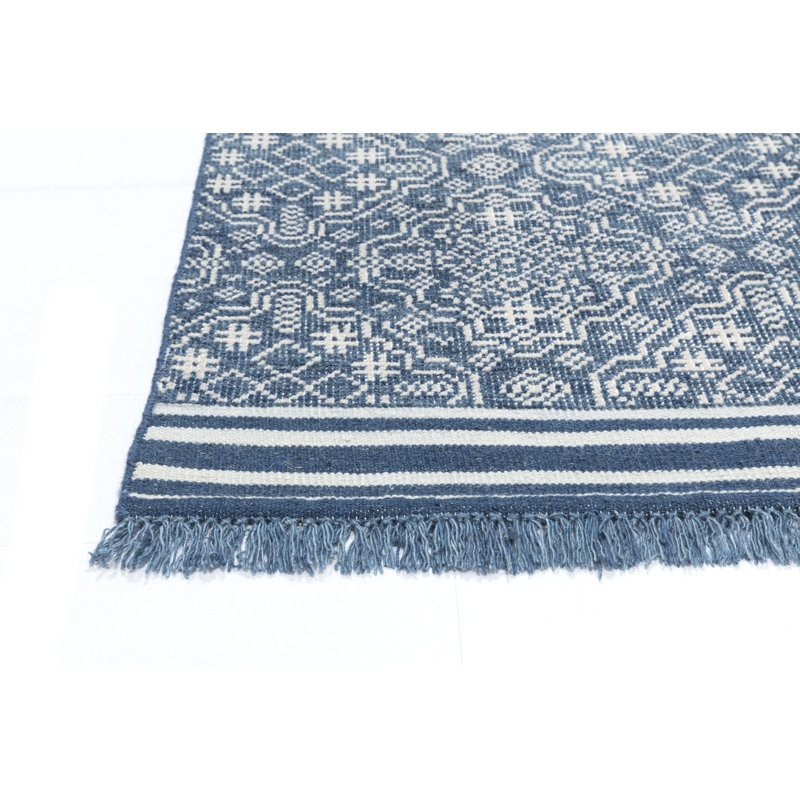 Bovina Geometric Area Rug in Navy/White, Rectangle 5' x 8'