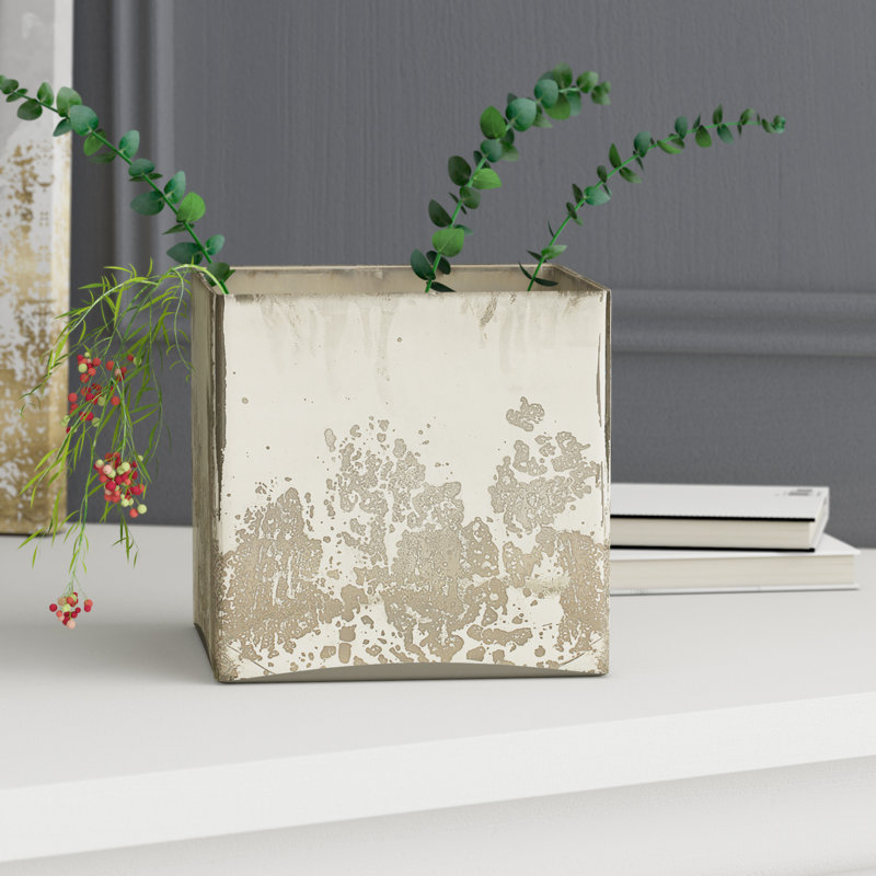 Elderen Glass Table Vase