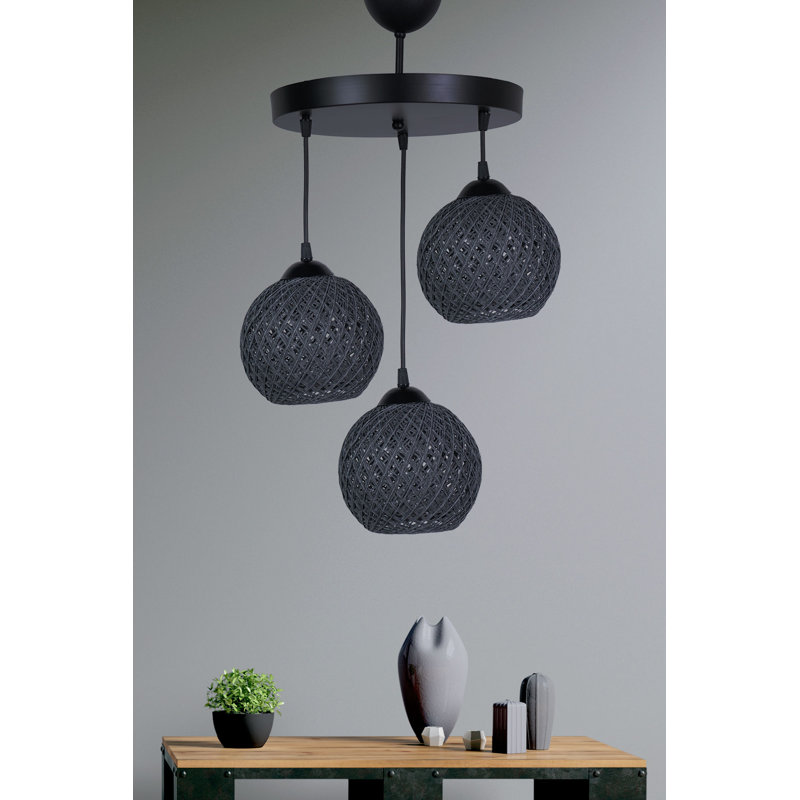 Élégant lustre scandinave, corps en métal gris, 12,6 po de diamètre x 31,5 po de hauteur | 3 x douilles E27, 40 W maximum | Élégant capuchon en coton (5,9 po de diamètre, 5,9 po de hauteur) | Parfait pour un décor et un éclairage de campagne moderne
