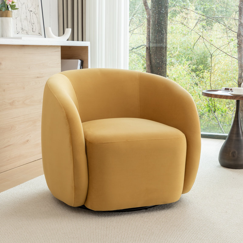 Fauteuil demi-tonneau pivotant en velours Arrun, Jaune moutarde