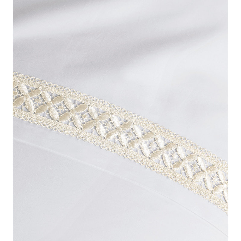 Raelynn Sheet Set, King Sheet Set + 2 Pillowcases, White/Ivory