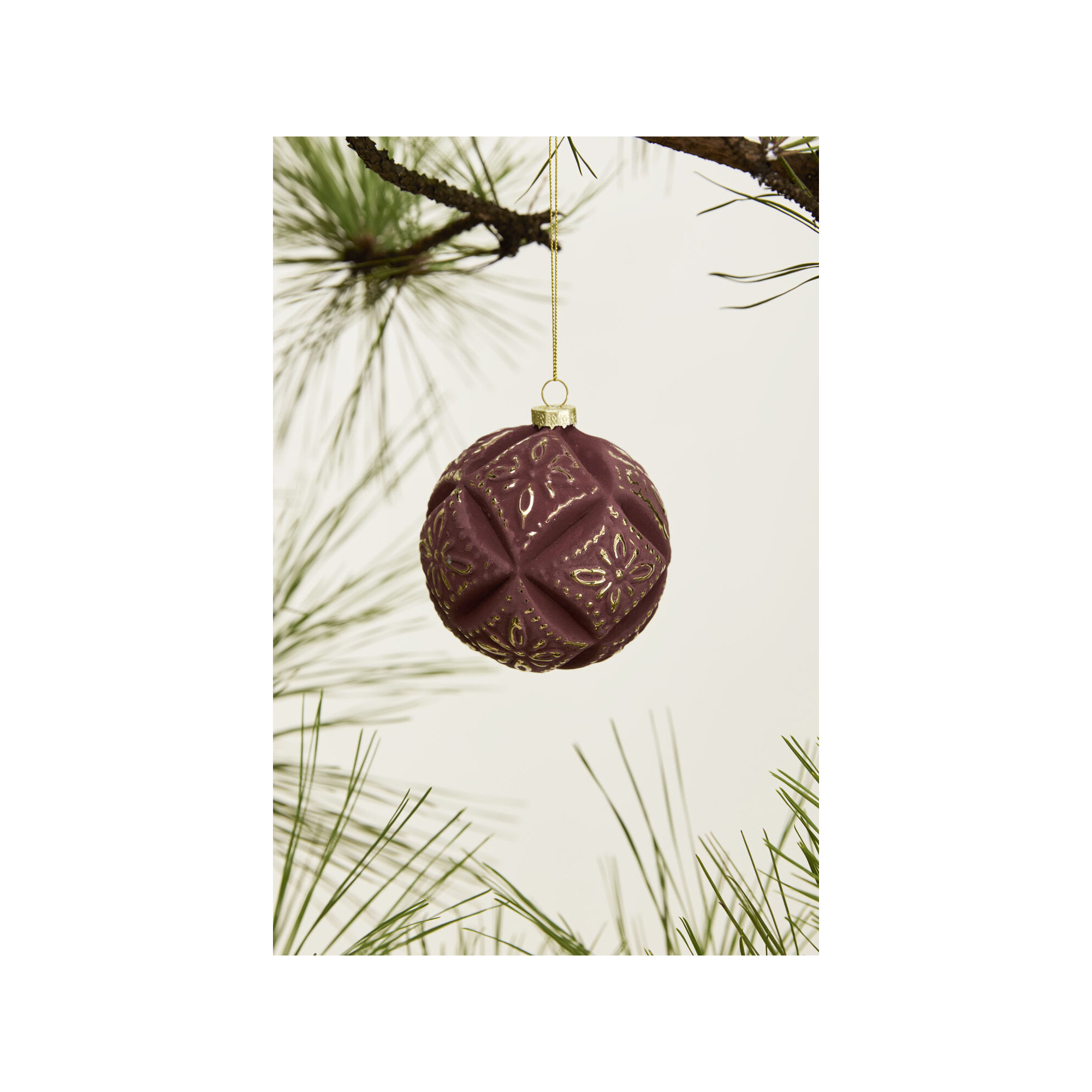 Embossed Ornament 4", Red