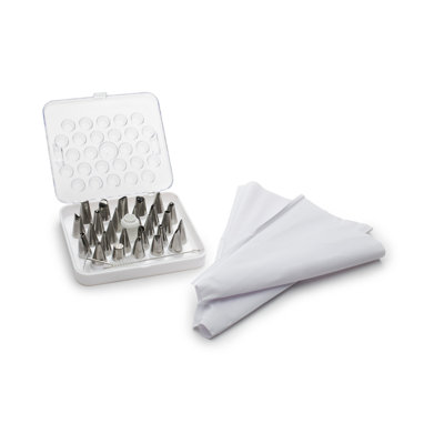 Fox Run Brands 32 Piece Deluxe Icing Set