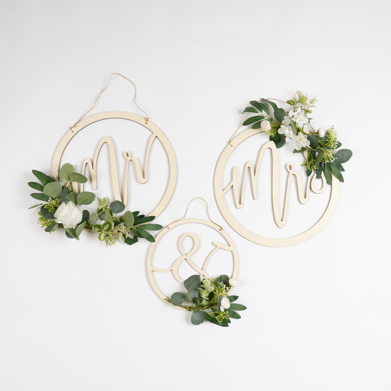 Set 3 Mr & Mrs Wedding Hoops D35/D25cm
