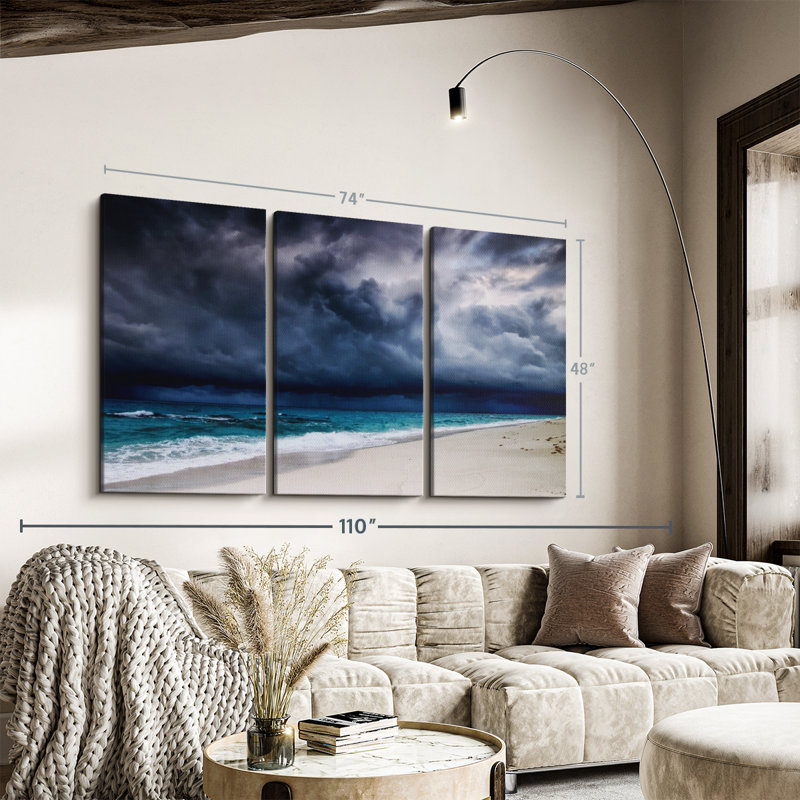 «Dark Cloudy Sky» sur toile, H 48 po x l 74 po x P 1,25 po