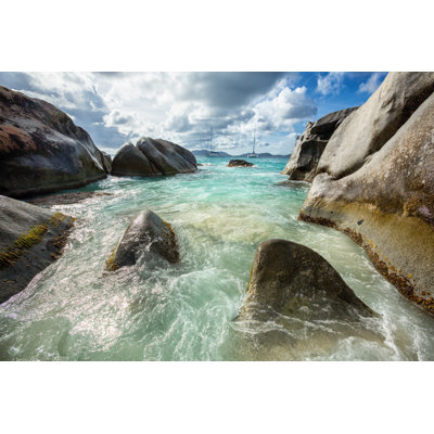 Dramatic Waves at the Baths par Grandriver