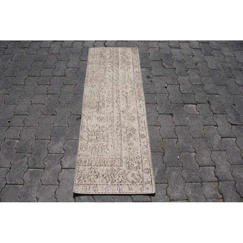 Handmade Small Turkish Vintage Rug in Green - Wool Area Carpet for Entry or Bath