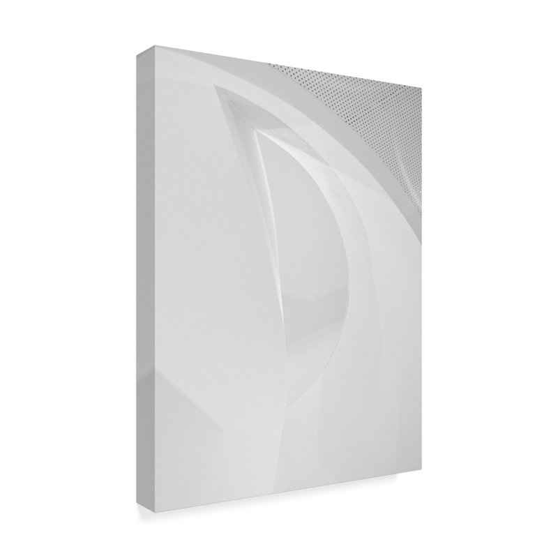 Gerlinde «Shapes in White», impression sur toile tendue, H 24 po x l 18 po x P 2 po