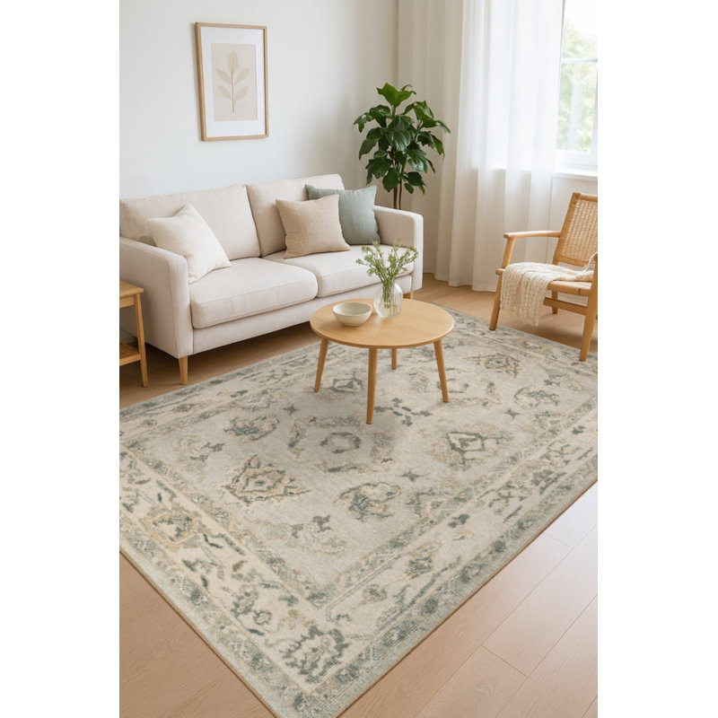 Tapis vert à motif tissé en chenille Lucien, Rectangle 7 pi 7 po x 10 pi 10 po
