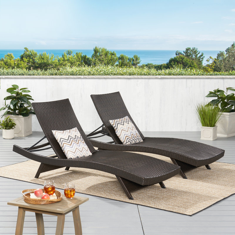 Ensemble de 2 chaises longues d'extérieur en rotin pour l'extérieur de la piscine