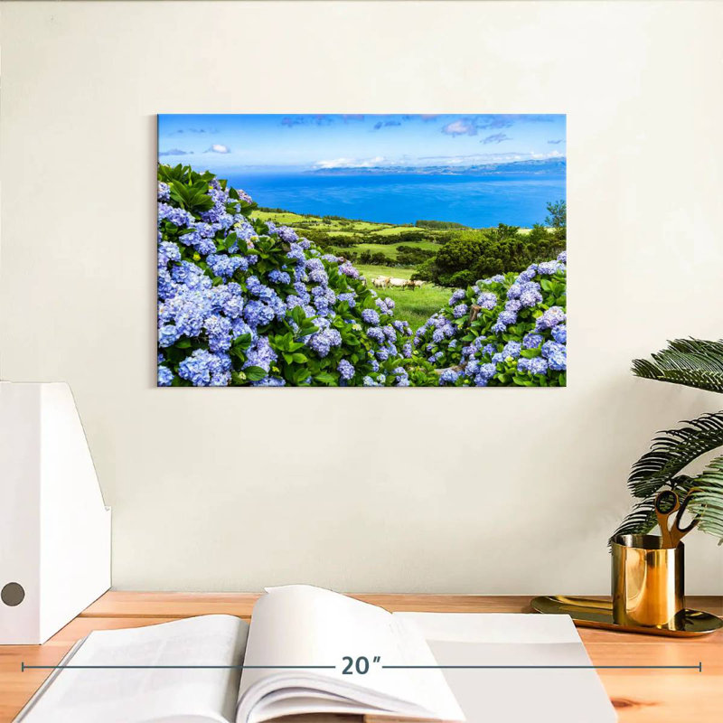 Harnek Madalena Valley Hydrangeas, 8" H x 12" W