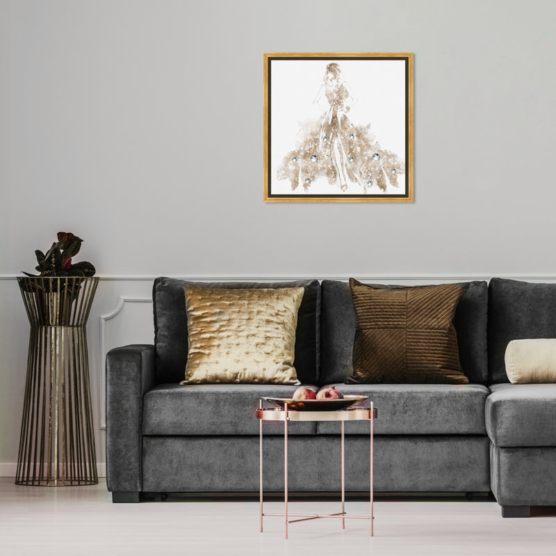 «Shiny Runway, Elegant Runway Gown», impression sur toile, H 16 po x l 16 po, Cadre flottant doré