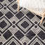 Tapis géométrique en laine touffeté à la main Vedika-975038476