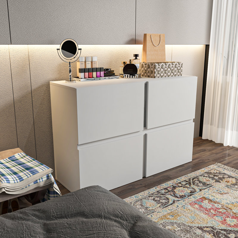 Commode 47 po de largeur avec 4 portes, Blanc