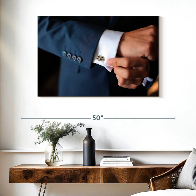 Shuttleworth Groom Cuff, 26" H x 39" W