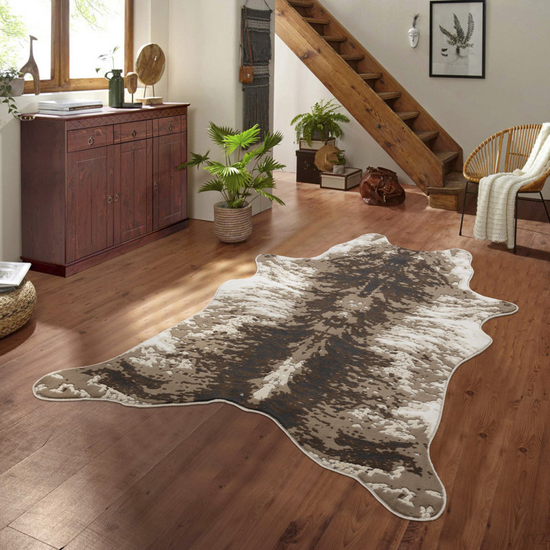 Hide GC_CHD1003 Brown 5 Ft. X 7 Ft. Area Rug