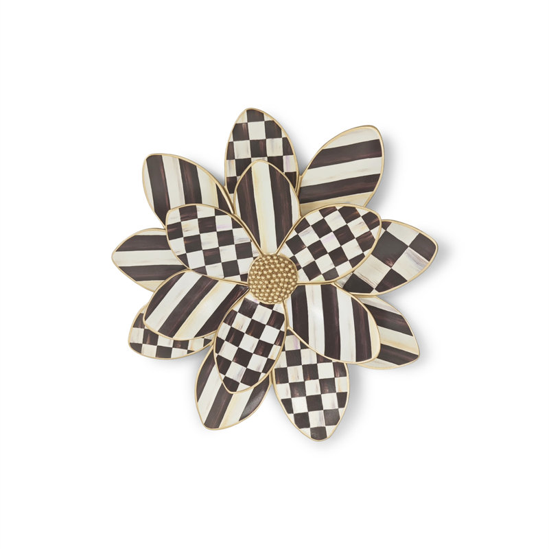 Courtly Small Wallflower, 2" H x 11" W x 11" D