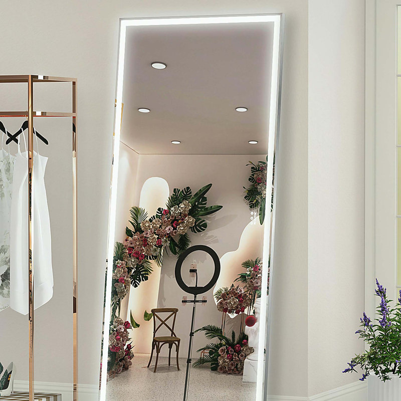 Miroir mural de salle de bain surdimensionné de 72 po x 32 po à DEL avec 3 modes de couleur avec cadre en aluminium