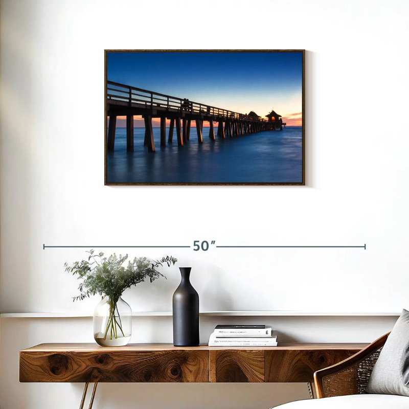Naples Beach Pier, Cadre flottant en noyer, 31 po x 21 po