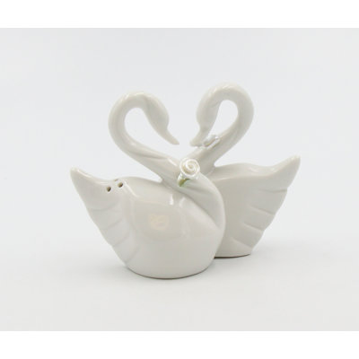 Swan Couple Salt and Pepper Shaker Set